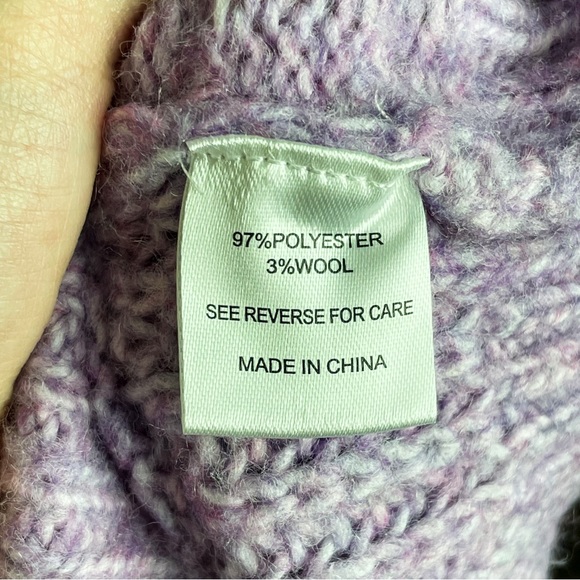 -`♡´- Free! NWT Knit Wool Blend Sweater Size S - Picture 13 of 13